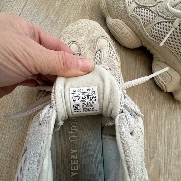 Yeezy 500 size 8.5 color Salt - Picture 3 of 10